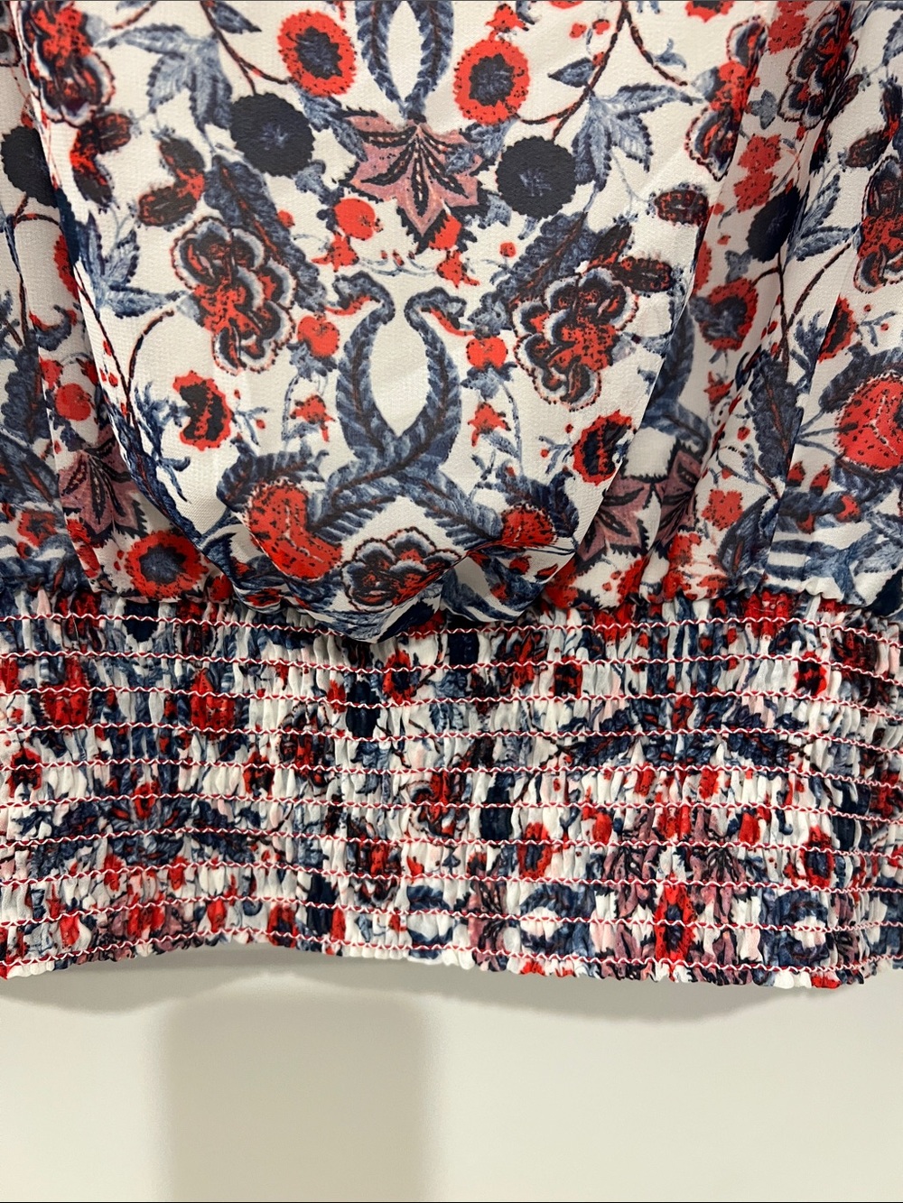 Max Studio Red White Blue Boho Floral Top Split Sleeves Smocked Two Layer Top XL - Picture 9 of 11